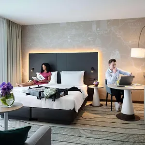 Otel Hyatt Place Frankfurt Airport