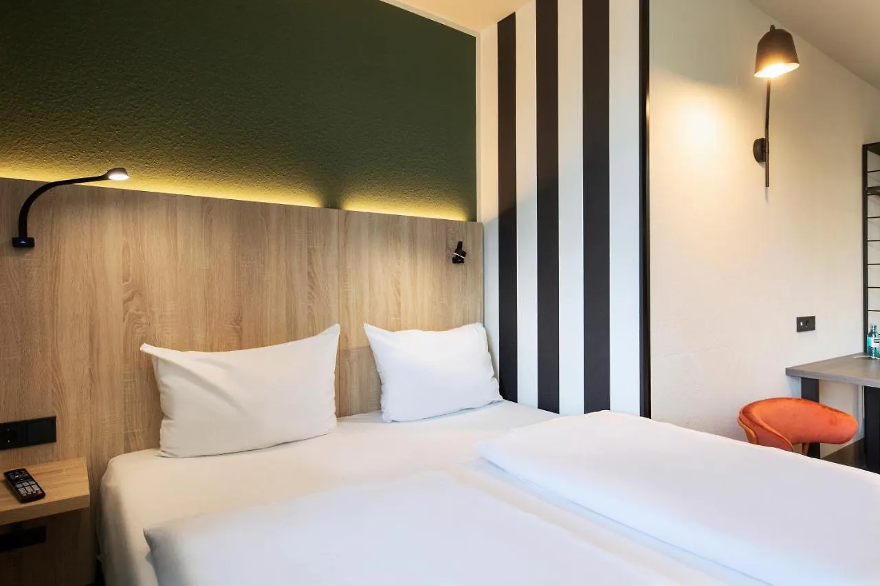 Achat Hotel Stuttgart Zuffenhausen
