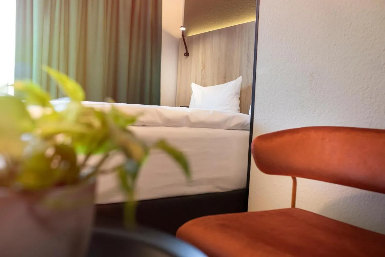 Achat Hotel Stuttgart Zuffenhausen