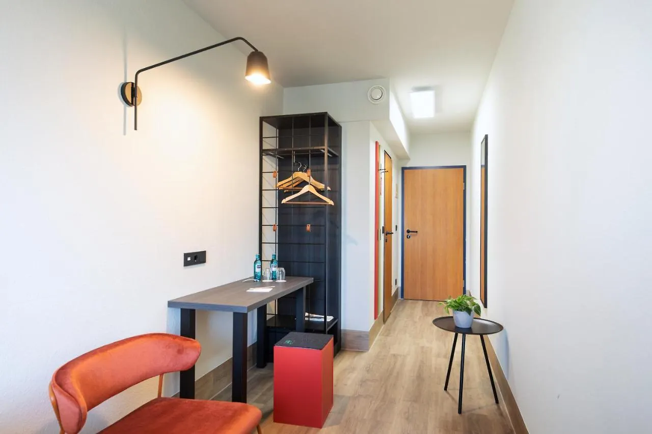 Achat Hotel Stuttgart Zuffenhausen