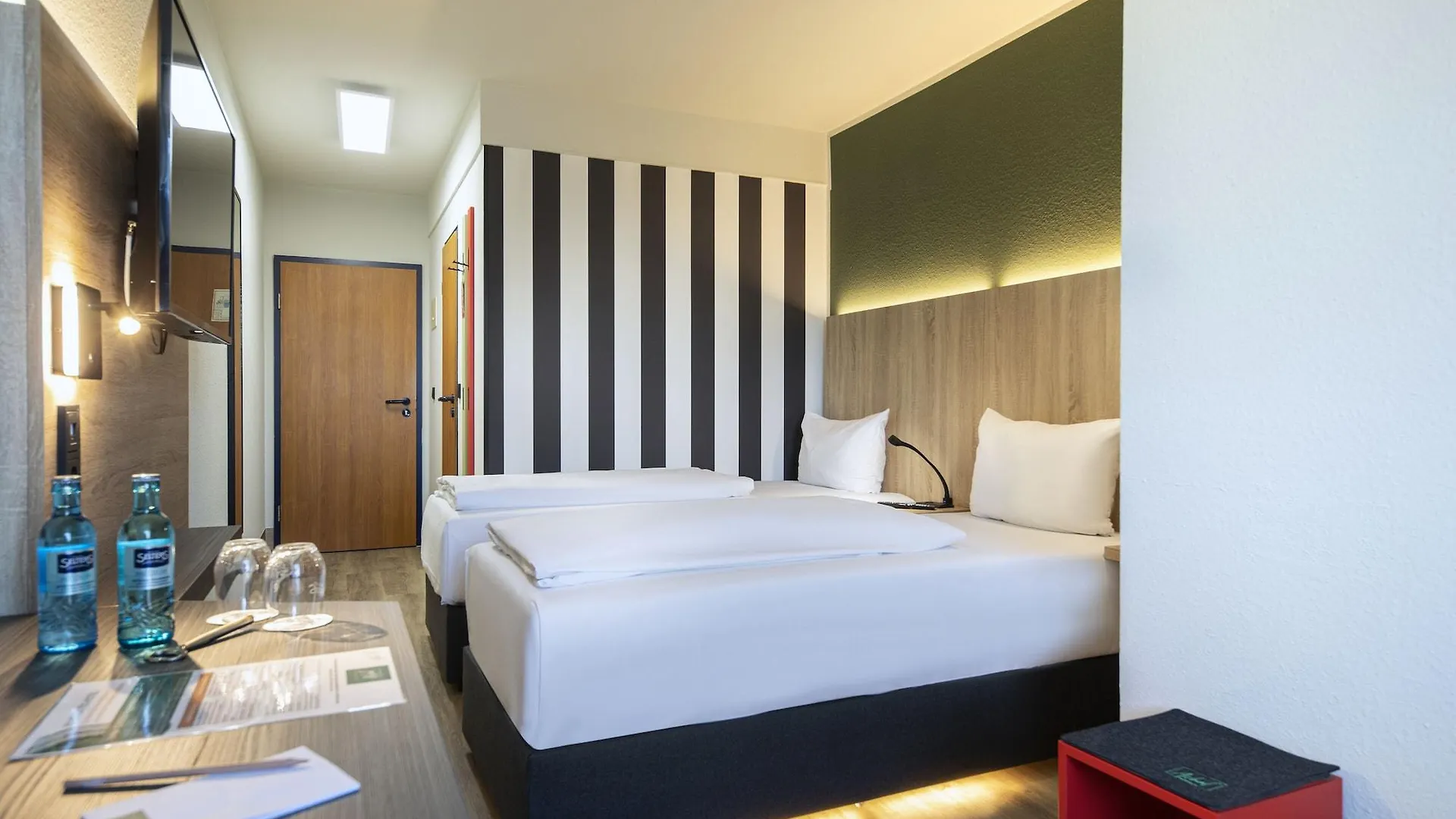 Achat Hotel Stuttgart Zuffenhausen 3*,