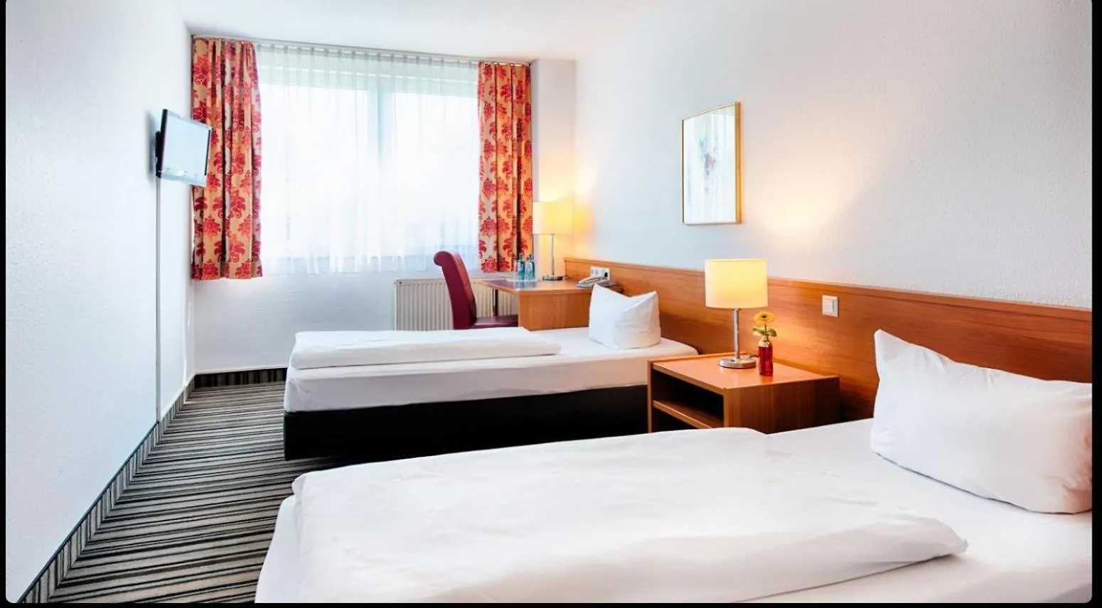 Achat Hotel Stuttgart Zuffenhausen