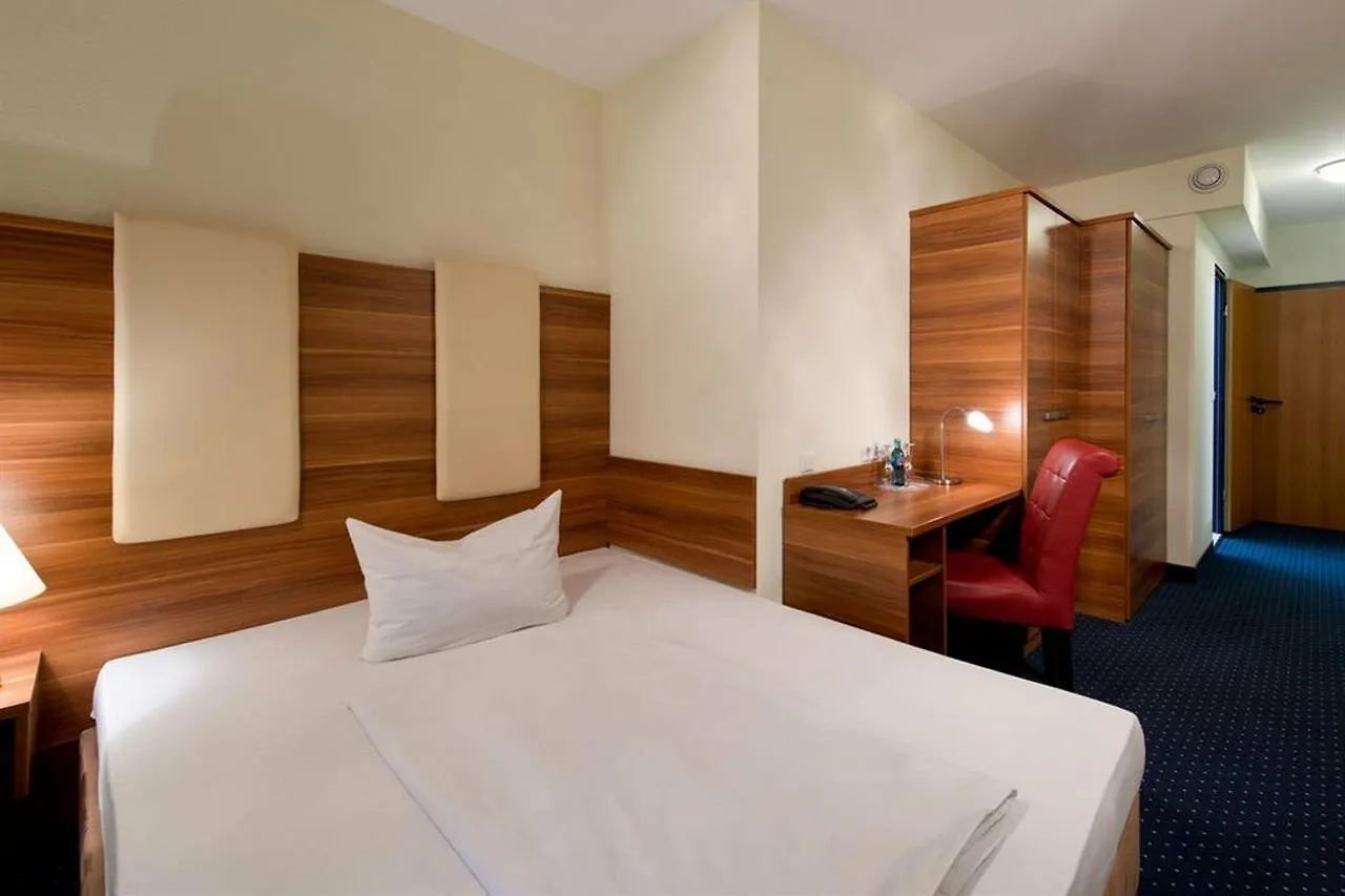 ACHAT Hotel Stuttgart Zuffenhausen Deutschland
